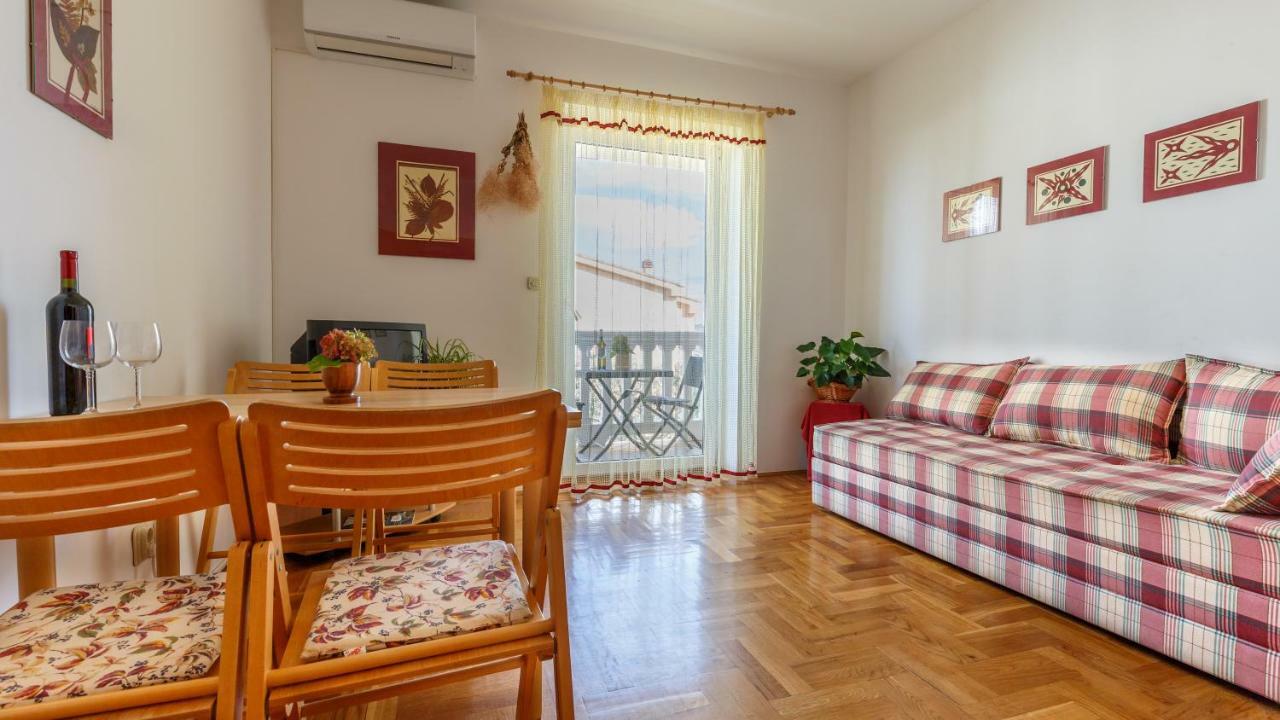 Apartment Josephine 2 Malinska Kültér fotó